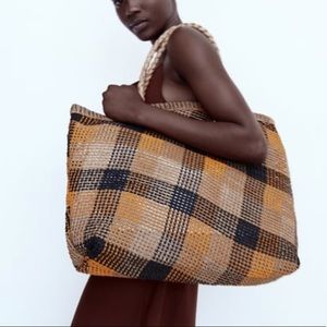 PLAID WOVEN TOTE BAG